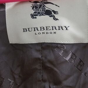 Burberry london waterrepelling trenchcoat